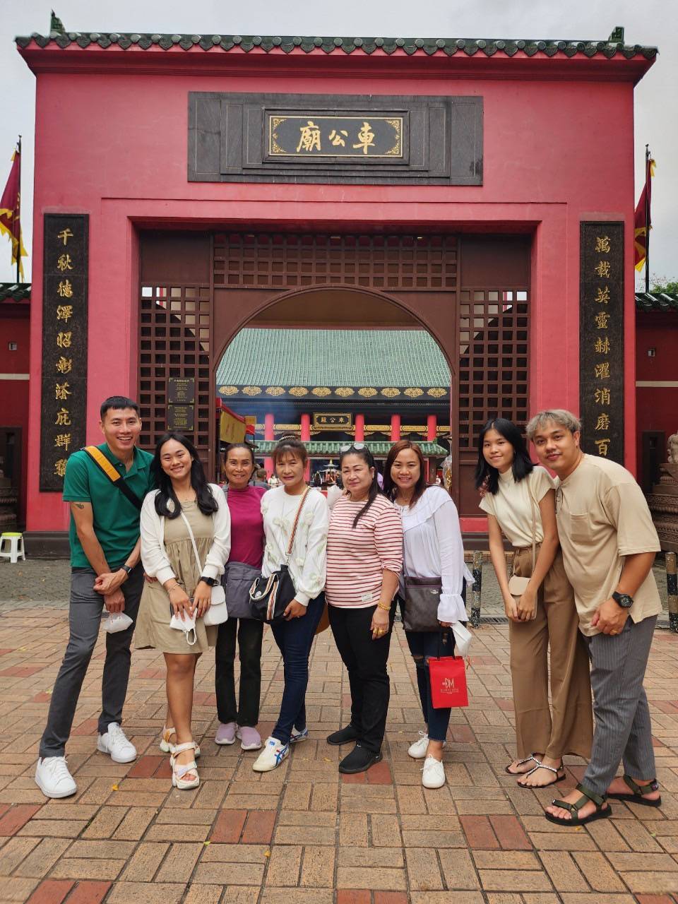 ทัวร์ฮ่องกง วัดแชกง ครอบครัว 8 ท่าน